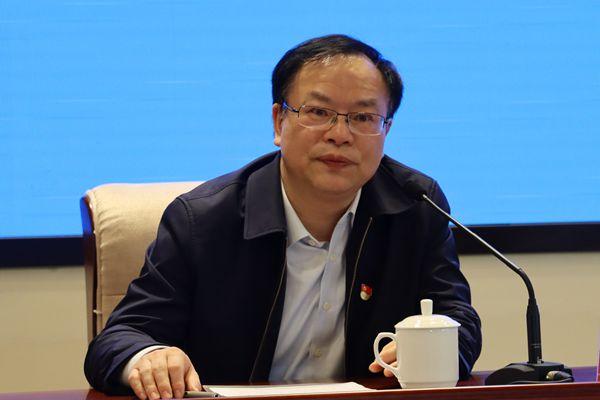 工委动态徐前兵在主持讲话中指出,开展"青年学堂"建设试点,是加强工委