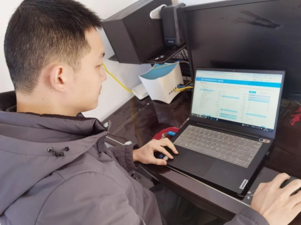 建造2.jpg 建造2.jpg