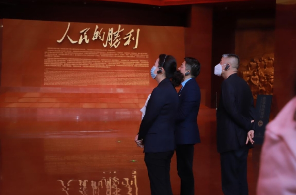 图片4.jpg 图片4.jpg