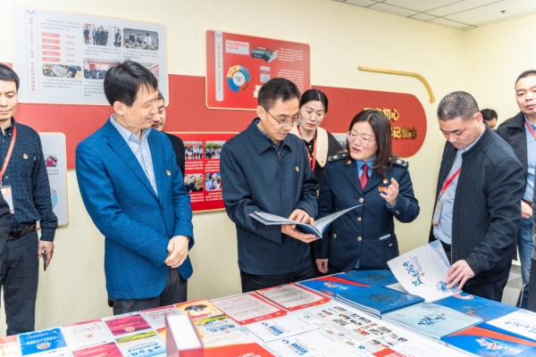 新闻2.jpg 新闻2.jpg