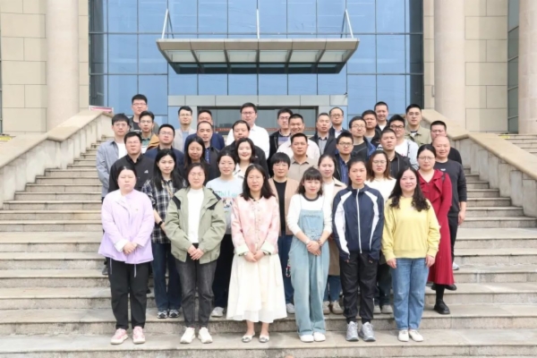 图片2.jpg 图片2.jpg