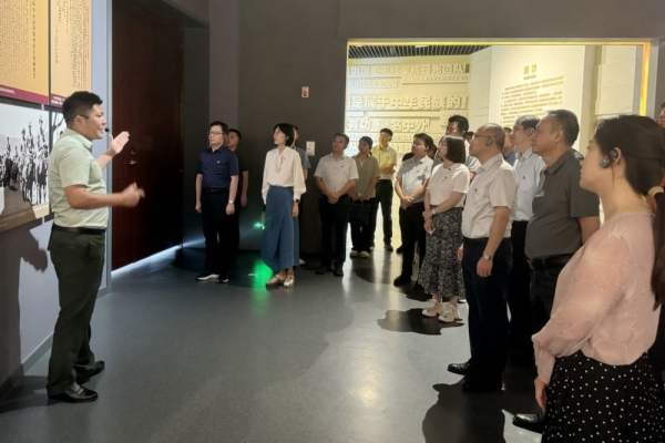 333_副本.jpg 333_副本.jpg