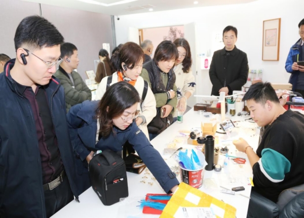 图片4.jpg 图片4.jpg